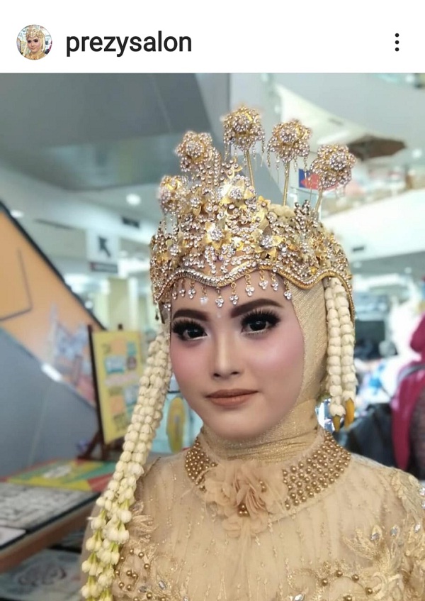 Paket Pernikahan Sunda Siger Hijab Modern Prezy Salon